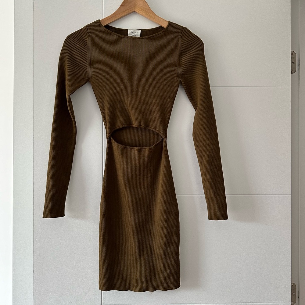 Aritzia Wilfred Cutout Dress